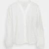 ONLYONLALFIE - Skjorta - Bright White 1 ONLYONLALFIE - Skjorta - Bright White -Vero Moda butik. 000a670db88e48e093569cae7025eb74