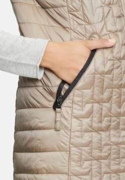 Gil BretVäst - Beige 13 Gil BretVäst - Beige -Vero Moda butik. 0c078aa257464464a79370b97b3cdd7f