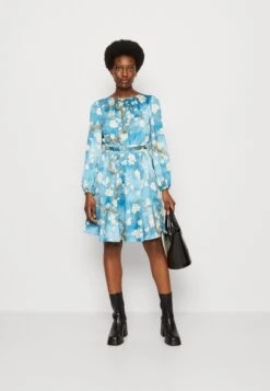 Bästsäljare -Vero Moda butik. 180f738733d6438b8cac446969e6b7fe