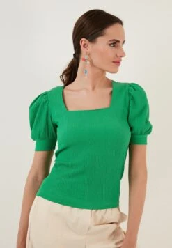 LELABlus - Benetton 9 LELABlus - Benetton -Vero Moda butik. 24f7d0ac8d6747efa918de902fdfe729