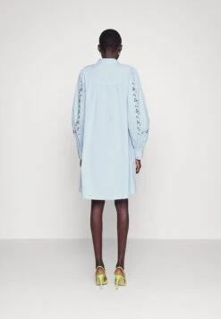 YAS TallYASKENLY DRESS - Vardagsklänning - Kentucky Blue 10 YAS TallYASKENLY DRESS - Vardagsklänning - Kentucky Blue -Vero Moda butik. 317624c269654f84aa4619e0dd2525d4