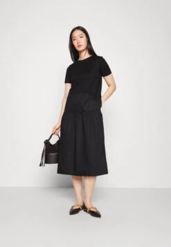 Max Mara LeisureSANTOS - Vardagsklänning - Nero -Vero Moda butik. 3f78a204acfe4519a87372a573798b50