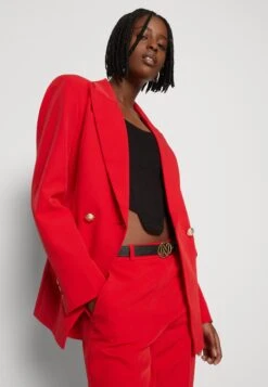 NIKKIENIRI - Blazer - Kiss 11 NIKKIENIRI - Blazer - Kiss -Vero Moda butik. 42162a7c91ce4cbfaa1b6aeedafc0210