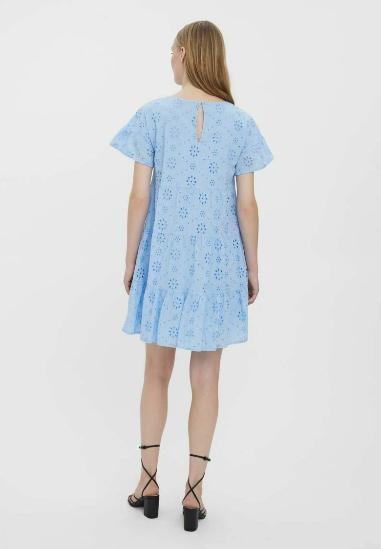 Vero ModaMIT KURZEN ÄRMELN BRODERIE ANGLAISE - Vardagsklänning - Blue Bell 5 Vero ModaMIT KURZEN ÄRMELN BRODERIE ANGLAISE - Vardagsklänning - Blue Bell - Bild 3