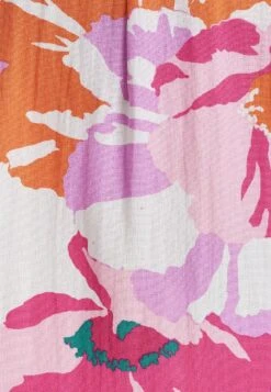 TUSSAHHAMPTONS - Vardagsklänning - Large Flora 13 TUSSAHHAMPTONS - Vardagsklänning - Large Flora -Vero Moda butik. 42fbc18513e34eb380f82680f4559e2f