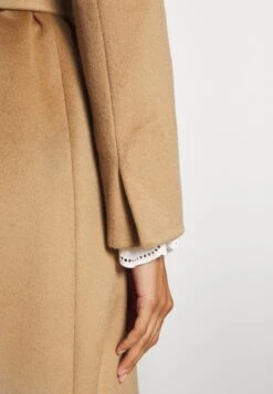 MAX & Co. MAX&Co.LONGRUN - Klassisk Kappa / Rock - Camel -Vero Moda butik. 4db4c4df1cb44e2fba9b12c6c37a57bc