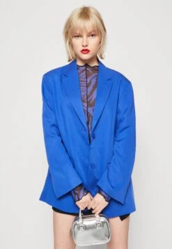 MonkiKort Kappa / Rock - Blue 10 MonkiKort Kappa / Rock - Blue -Vero Moda butik. 5e44f93fb805423590f6d9cedc7aa8f7