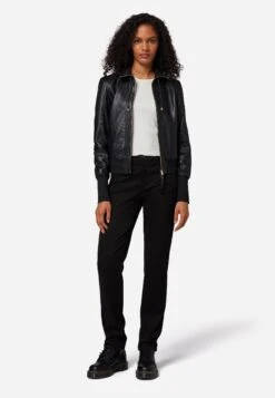 RicanoSkinnjacka - Schwarz 9 RicanoSkinnjacka - Schwarz -Vero Moda butik. 6833817252fb441fa46245a461305f42