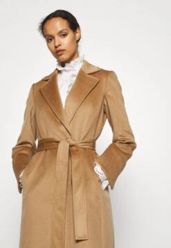 MAX & Co. MAX&Co.LONGRUN - Klassisk Kappa / Rock - Camel -Vero Moda butik. 6bea4c3400744df8877fa1b9c60f796d