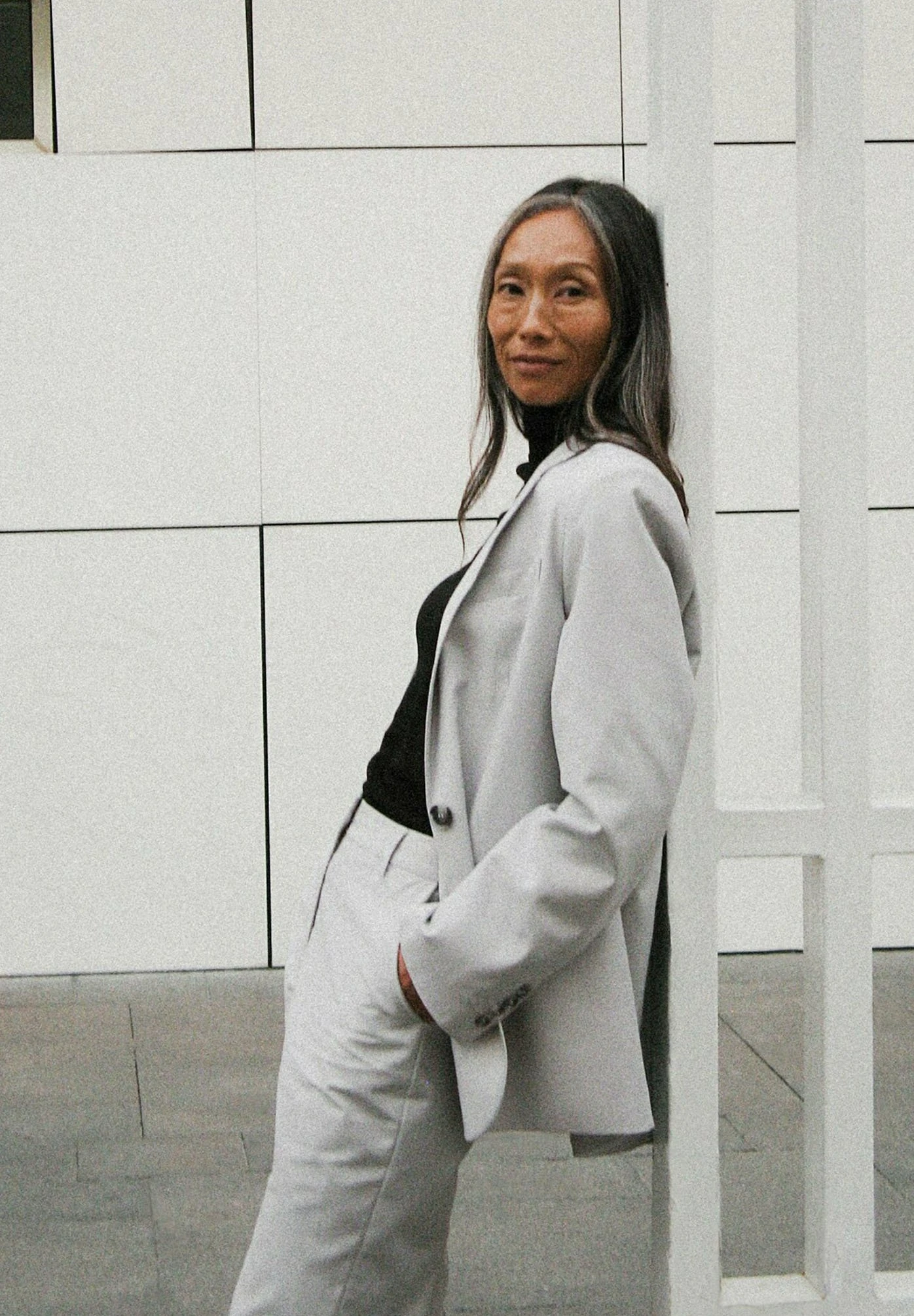 NA-KDMIT OVERSIZED - Kort Kappa / Rock - Grey 6 NA-KDMIT OVERSIZED - Kort Kappa / Rock - Grey - Bild 4