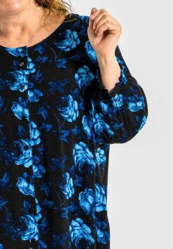 GOZZIPBlus - Black With Blue Printed -Vero Moda butik. 6e387878798142f4974cc414925a05a0