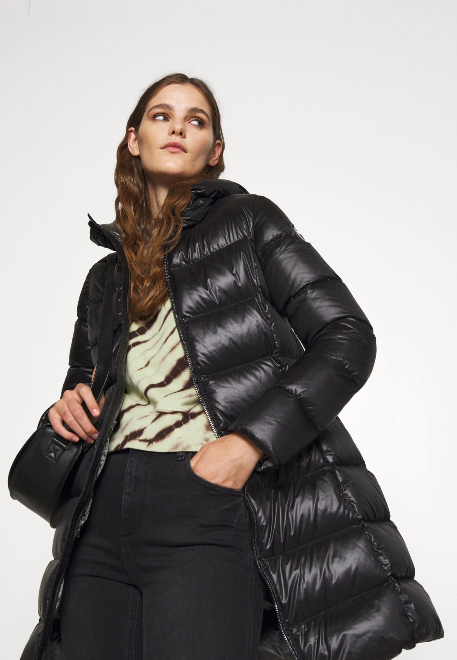 Colmar OriginalsDAUNENJACKEN - Kort Kappa / Rock - Black Dark Steel 9 Colmar OriginalsDAUNENJACKEN - Kort Kappa / Rock - Black Dark Steel - Bild 7