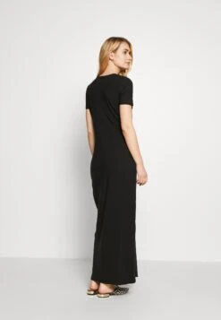 Vero Moda TallVMAVA LULU ANCLE DRESS TALL - Maxiklänning - Black -Vero Moda butik. 785977b460fb49b3bbc03dec21319070