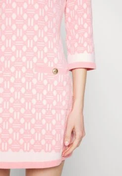 MajeROADINA - Stickad Klänning - Rose 17 MajeROADINA - Stickad Klänning - Rose -Vero Moda butik. 875452927cf3487d992bcc524d6e464c