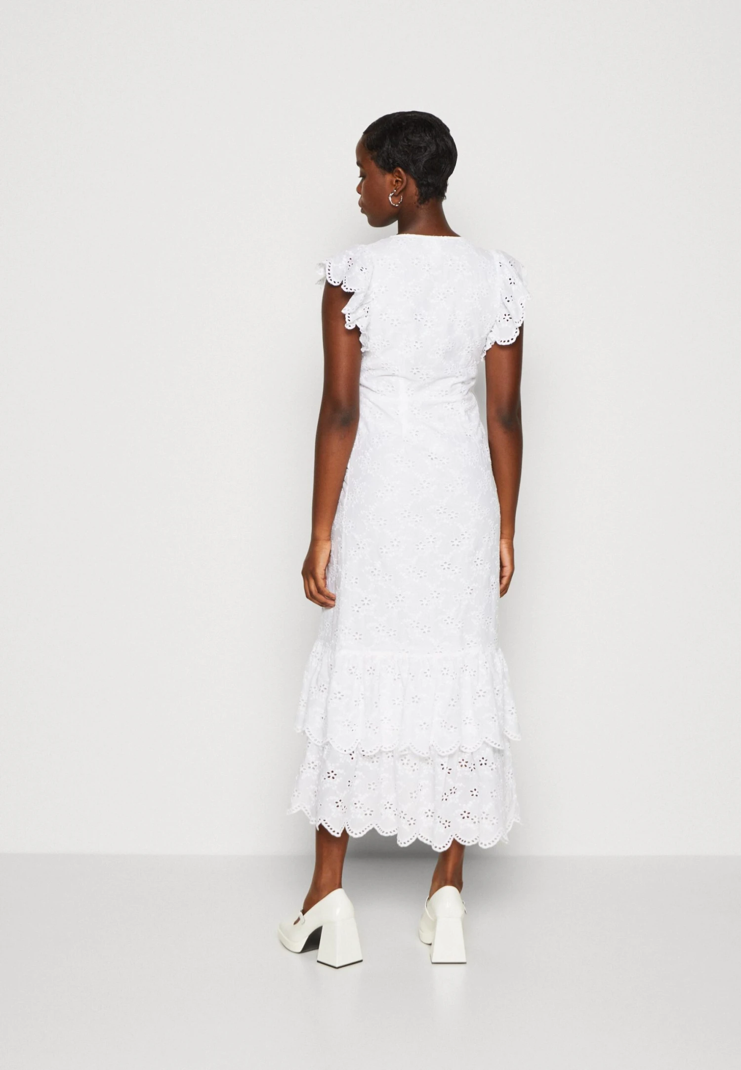 YASYASJENNA FRILL DRESS - Vardagsklänning - Star White 5 YASYASJENNA FRILL DRESS - Vardagsklänning - Star White - Bild 3