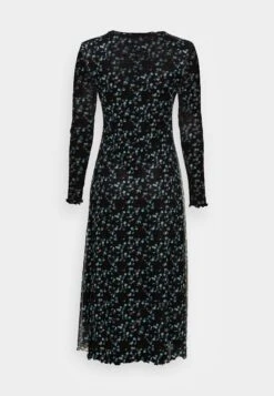 Vero Moda butik. -Vero Moda butik. 906e92a6d90844c4acb04fad590d280d