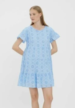 Vero ModaMIT KURZEN ÄRMELN BRODERIE ANGLAISE - Vardagsklänning - Blue Bell