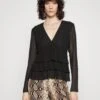 The KooplesBlus - Black 2 The KooplesBlus - Black -Vero Moda butik. 98fa428762ec43a0bd71274b47916d6f