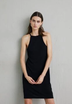 Filippa KSTRAP DRESS - Jerseyklänning - Black