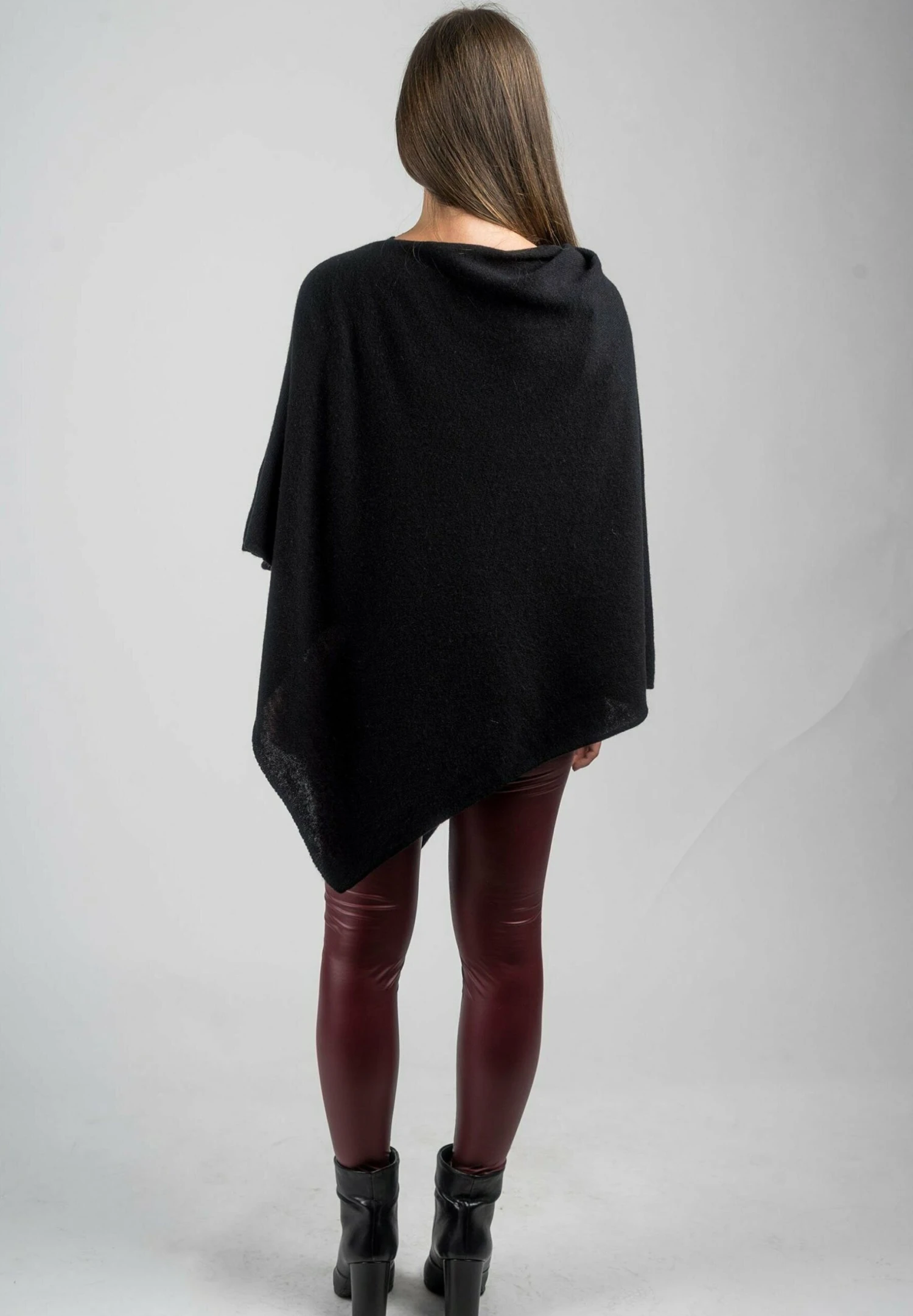 Dalle Piane CashmerePoncho - Nero 5 Dalle Piane CashmerePoncho - Nero - Bild 3