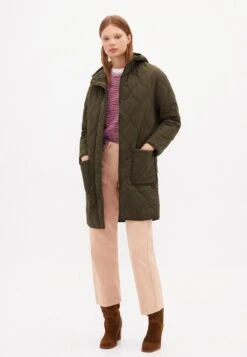 Hoss Intropia2 T KI PLUMAS FINO CAPUCHA - Vinterkappa /-rock - Black -Vero Moda butik. a3d30f1979bd4aadaf9d3b4d8c0ac0d6