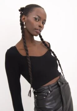 BSLERIDANIA - Stickad Tröja - Black 12 BSLERIDANIA - Stickad Tröja - Black -Vero Moda butik. b2d0dfc8fad843329422e620ce9083dd