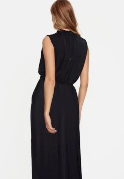Saint TropezTROPEZ AILEENSZ MAXI DRESS - Maxiklänning - Black -Vero Moda butik. b64a519e5240418c8cfee7ed8f9bc6ea