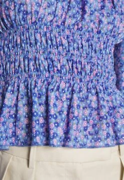 Pieces PetitePCGWENO SQURE NECK - Långärmad Tröja - Granada Sky/vista Blue -Vero Moda butik. bfd8622bf9494b5c8b50c766bcd75d0a