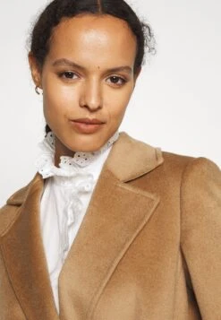 MAX & Co. MAX&Co.LONGRUN - Klassisk Kappa / Rock - Camel -Vero Moda butik. c15d94f98c204313b778b7c27f68b333