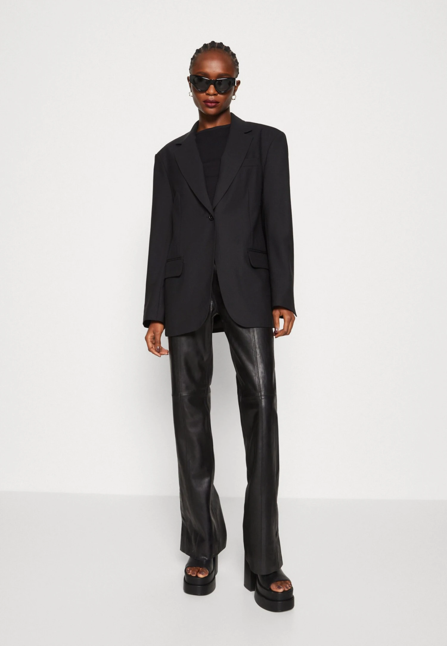 ARKETKort Kappa / Rock - Black 6 ARKETKort Kappa / Rock - Black - Bild 4