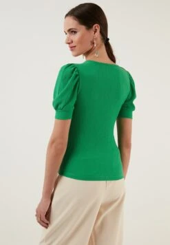 Bästsäljare -Vero Moda butik. d1ab2e3d5f314e24999aa30d358185e3