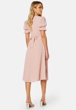 BubbleroomBERLEY - Vardagsklänning - Salmon 9 BubbleroomBERLEY - Vardagsklänning - Salmon -Vero Moda butik. d4210ab7b80b45708e383517bdf3b9ff