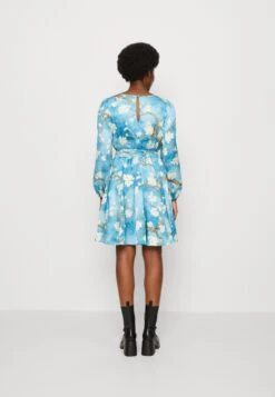 MARCIANO BY GUESSBLOSSOM DRESS - Cocktailklänning - Blue -Vero Moda butik. dc4111120af54556b2b529bb2662d769