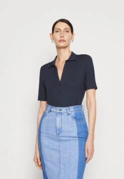 Marc O'PoloBLOUSE SHORT SLEEVE CLASSIC FIT - Skjorta - Deep Blue Sea