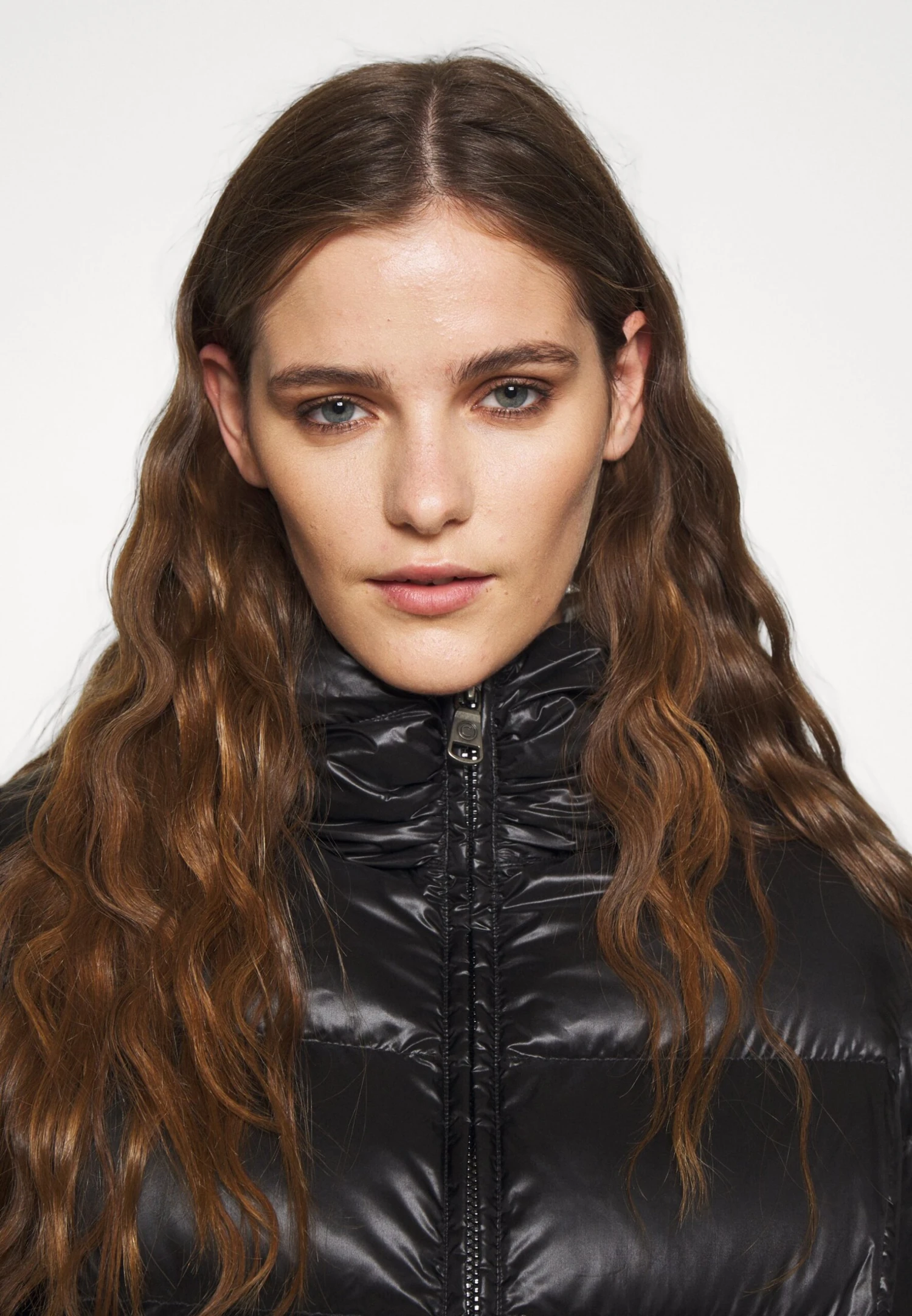 Colmar OriginalsDAUNENJACKEN - Kort Kappa / Rock - Black Dark Steel 8 Colmar OriginalsDAUNENJACKEN - Kort Kappa / Rock - Black Dark Steel - Bild 6