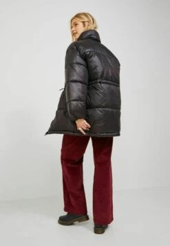 JJXXJXHEATHER - Vinterkappa /-rock - Black -Vero Moda butik. f7586a7aa4a849439148ebb95501195e